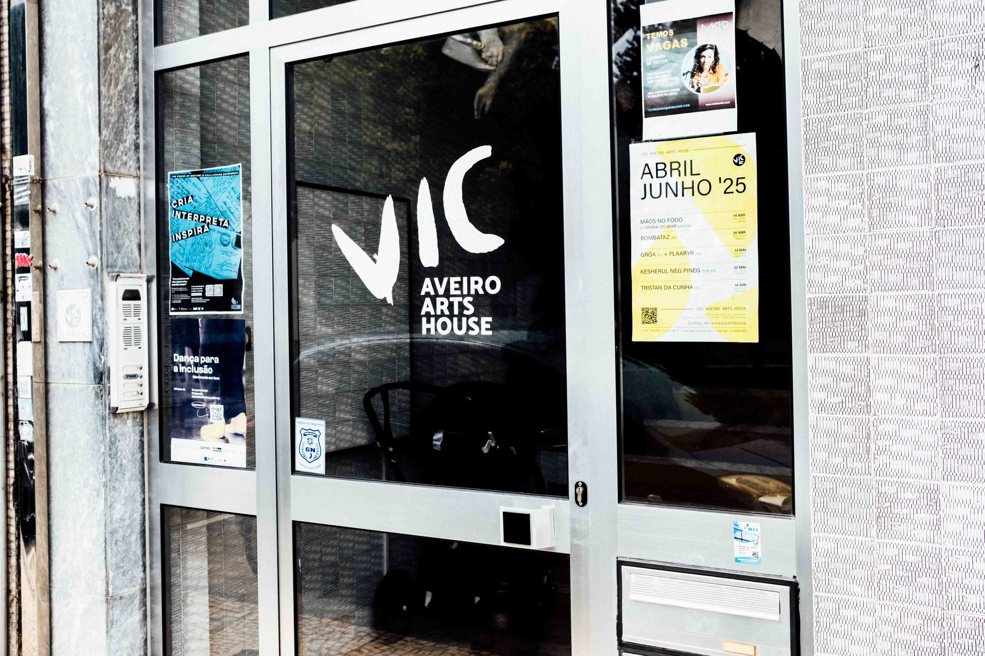 The VIC Aveiro Arts House front door