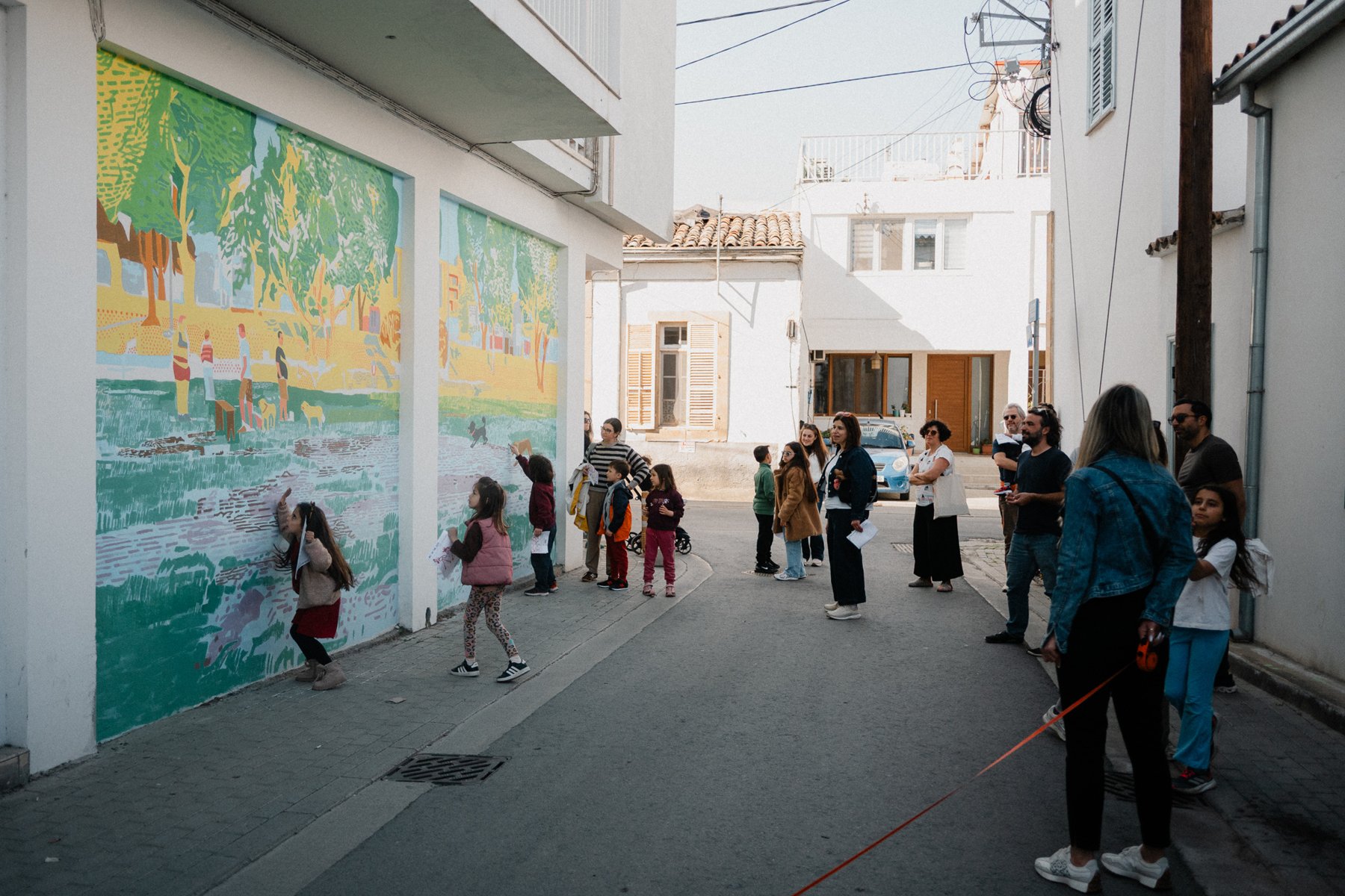 Children on the CurioCity walk through Agioi Omologites